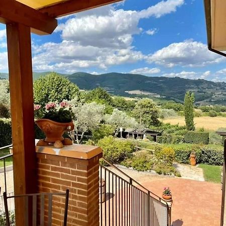 La Posta Di Bacco Bed & Breakfast Gualdo Cattaneo Luaran gambar